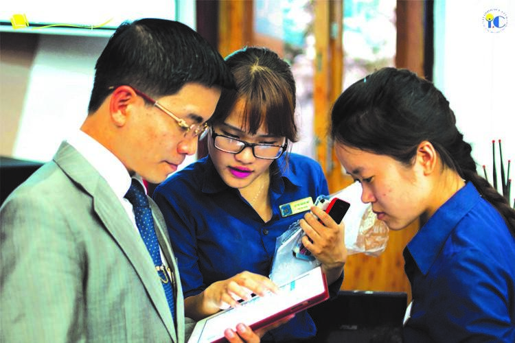 http://baocongthuong.com.vn/stores/news_dataimages/thanhhuong/122015/29/15/b09b8d98b5d23cf13a76dba18c43e5cc_Trang_42-43A.jpg